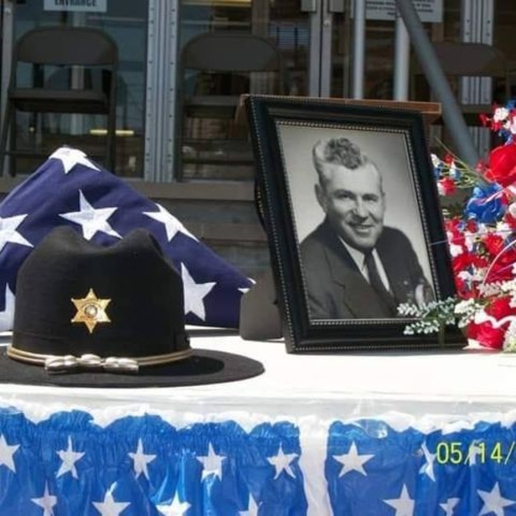 Meet your Posher, Lisa - Picture 1 of 1